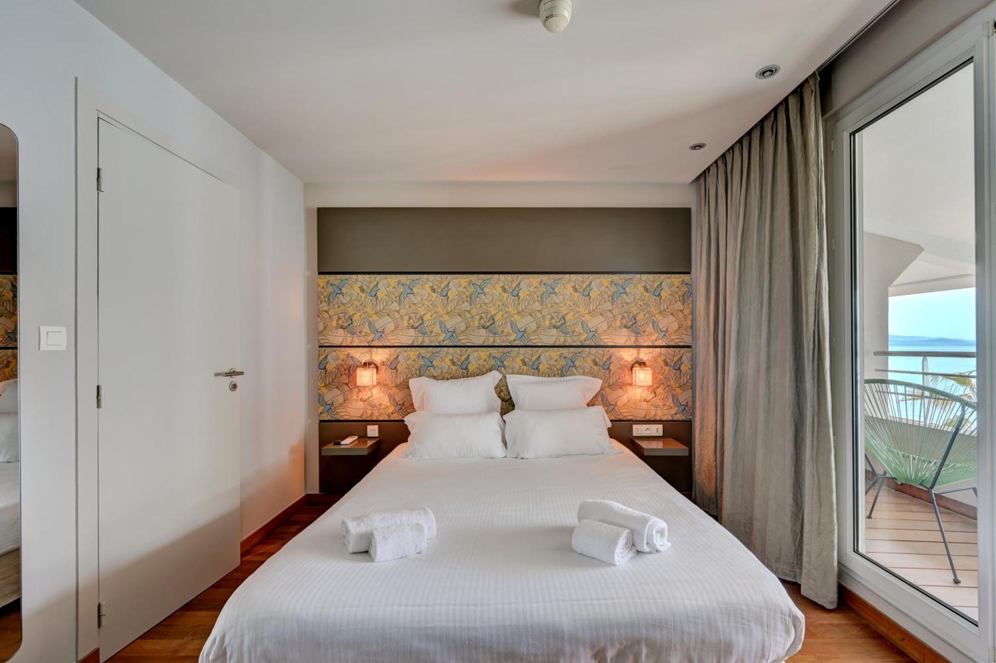 Bor Hotel